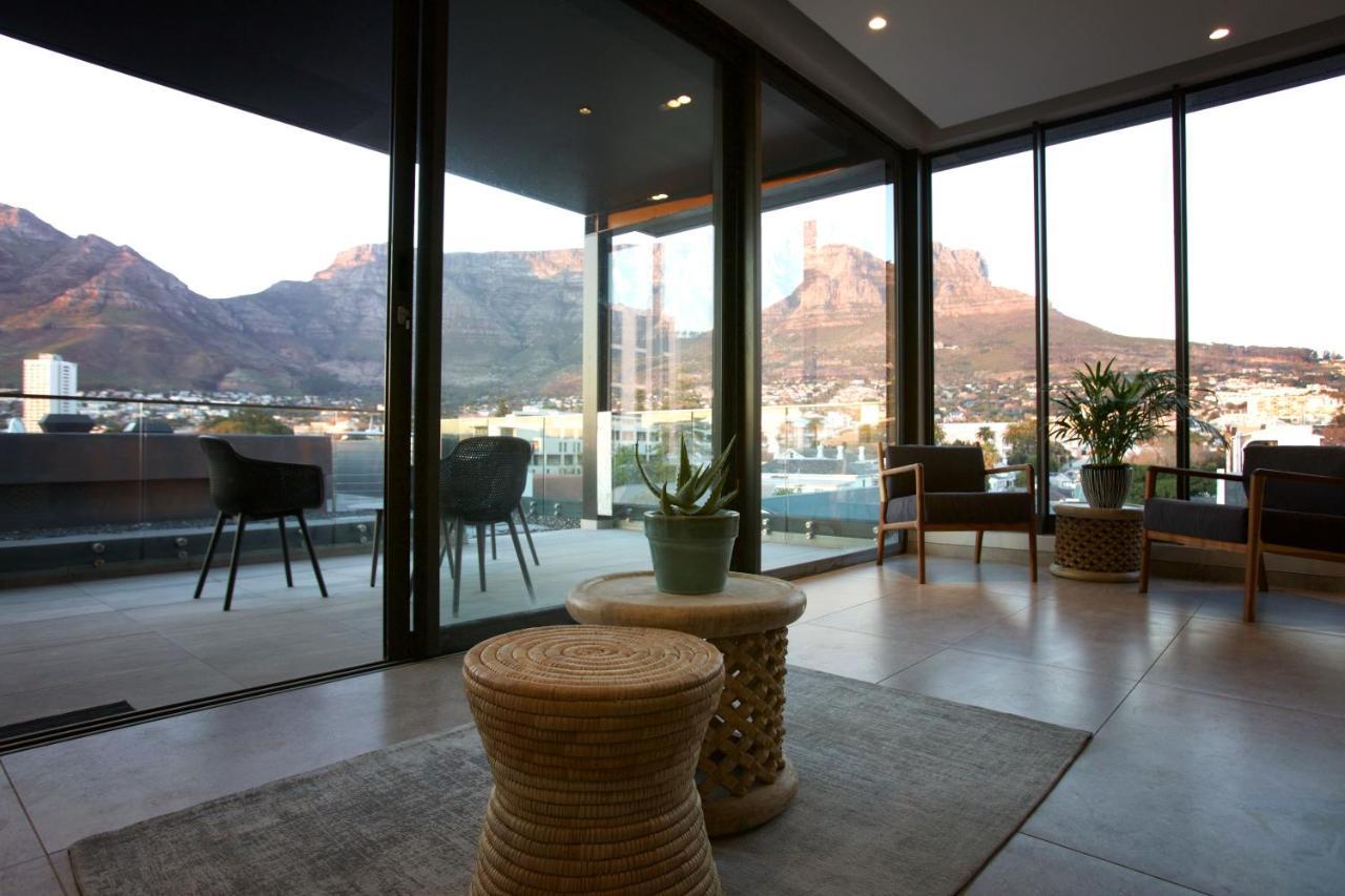 Kloof Street-Lion Roars&Hotel 4号*